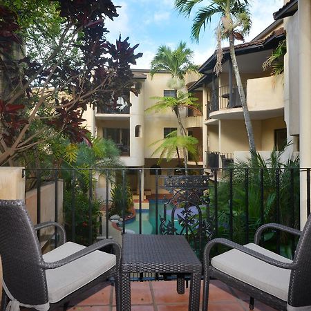 Seascape Apartments At Villa San Michele Port Douglas Kültér fotó