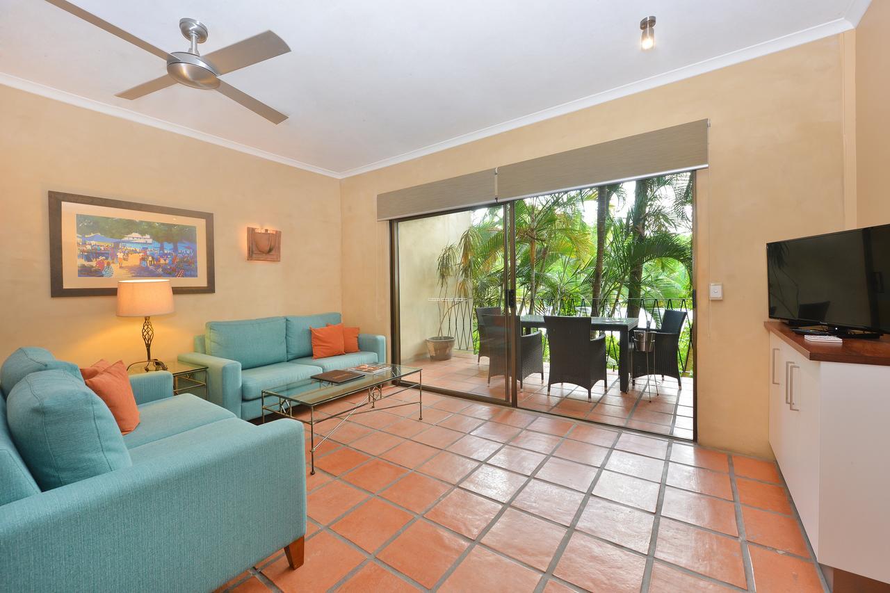 Seascape Apartments At Villa San Michele Port Douglas Kültér fotó