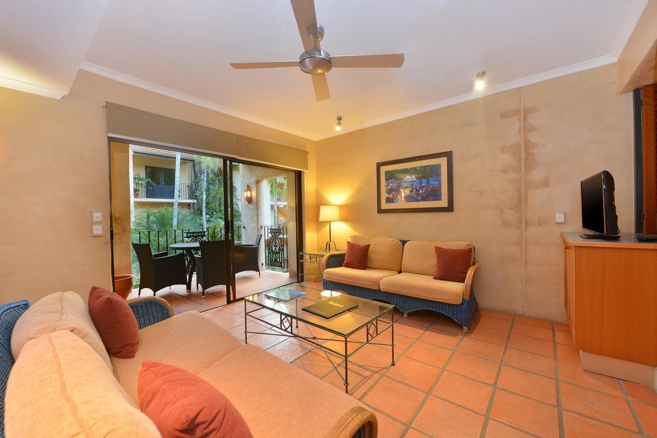 Seascape Apartments At Villa San Michele Port Douglas Kültér fotó