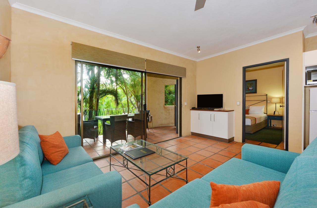 Seascape Apartments At Villa San Michele Port Douglas Kültér fotó