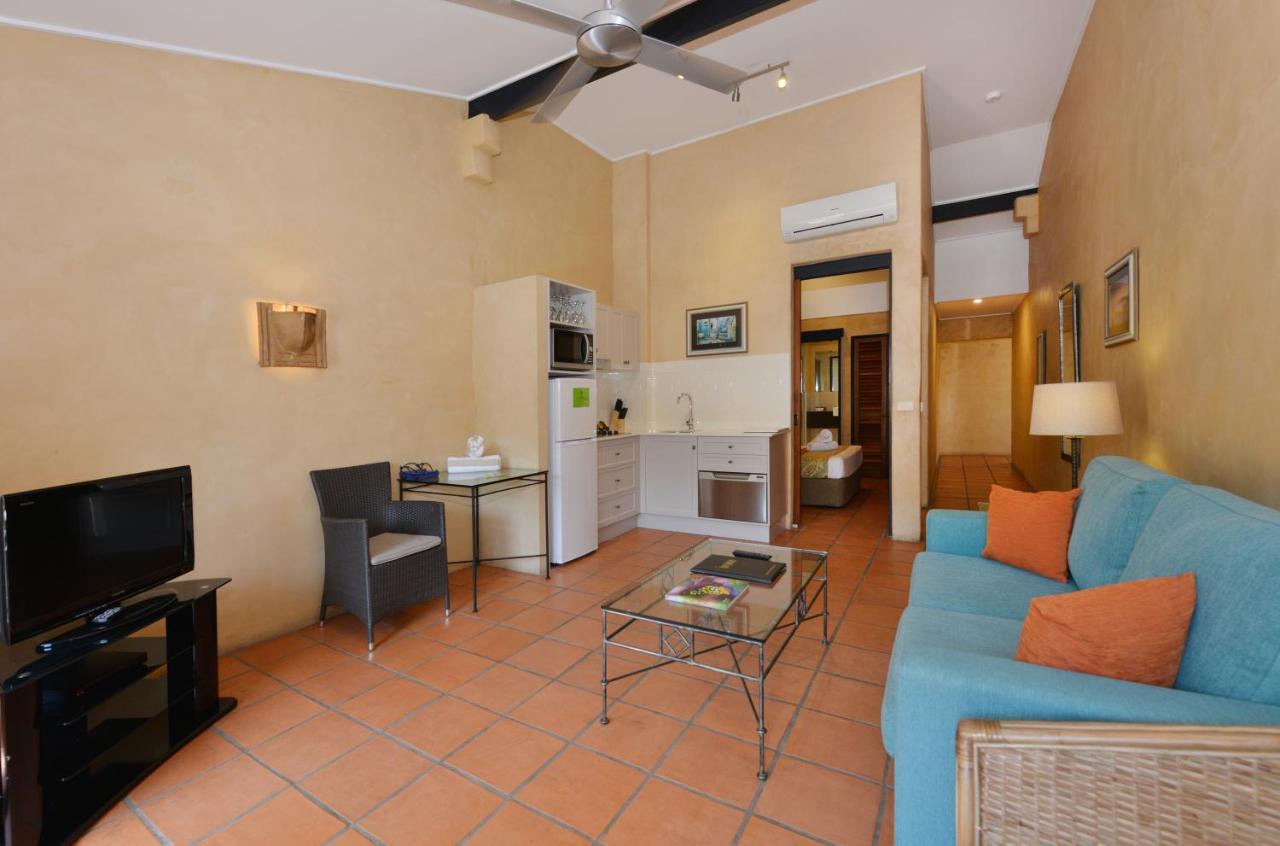 Seascape Apartments At Villa San Michele Port Douglas Kültér fotó